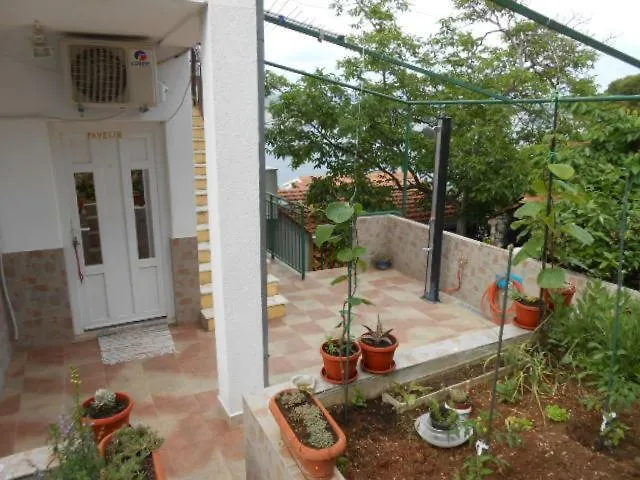 Apartment Gogi Apartman Donji Okrug